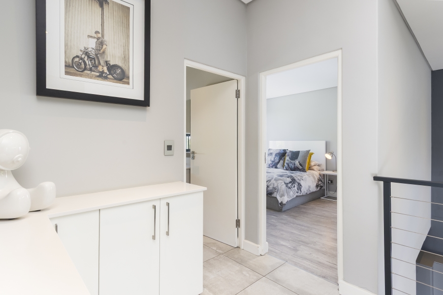 3 Bedroom Property for Sale in Heldervue Western Cape